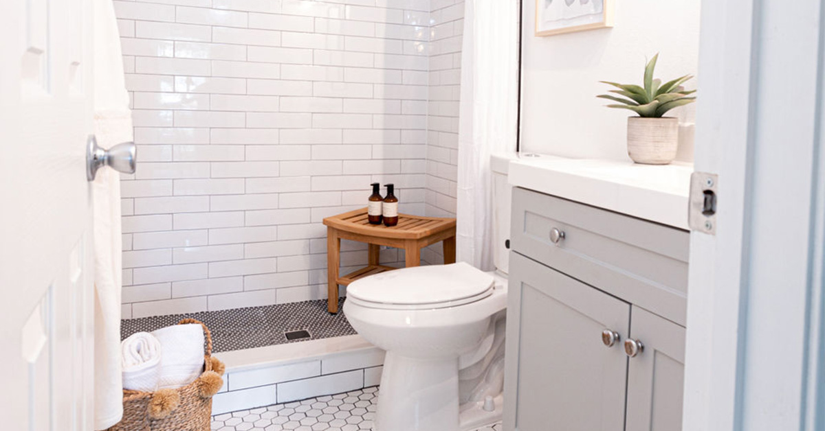 Transforming A Small Bathroom Into A Relaxing Oasis